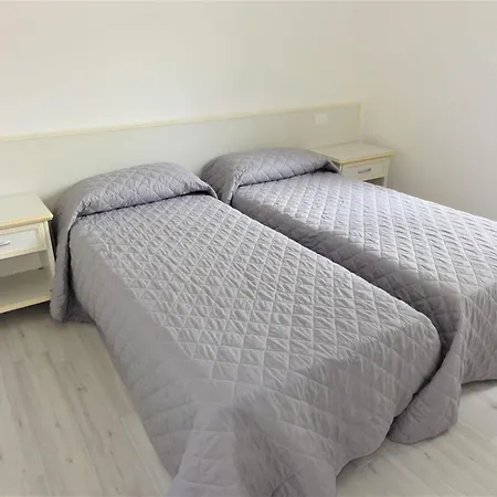 Bright Flat In A With Shared Pool * Bibione